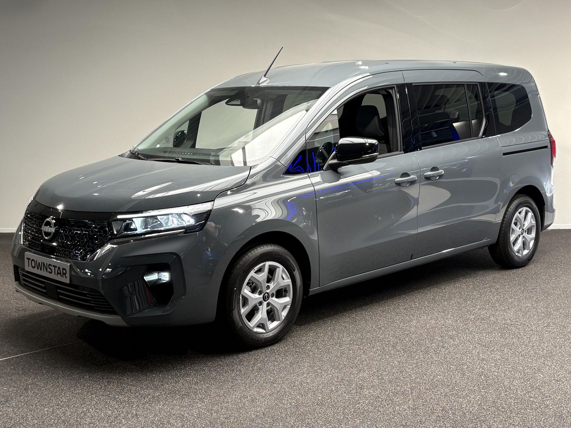 Nissan Townstar