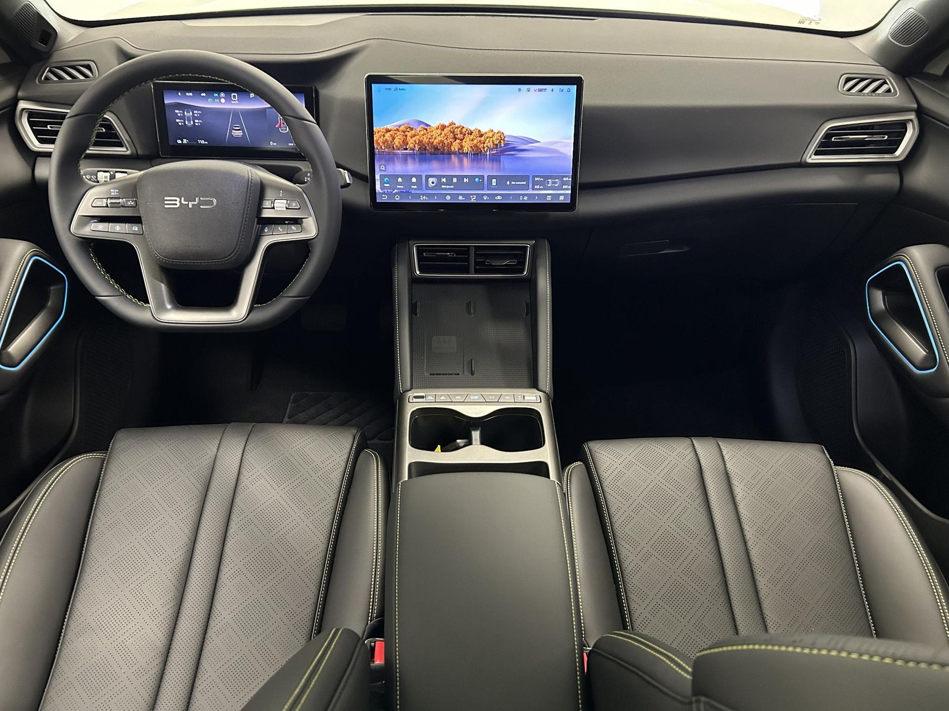 BYD ATTO2