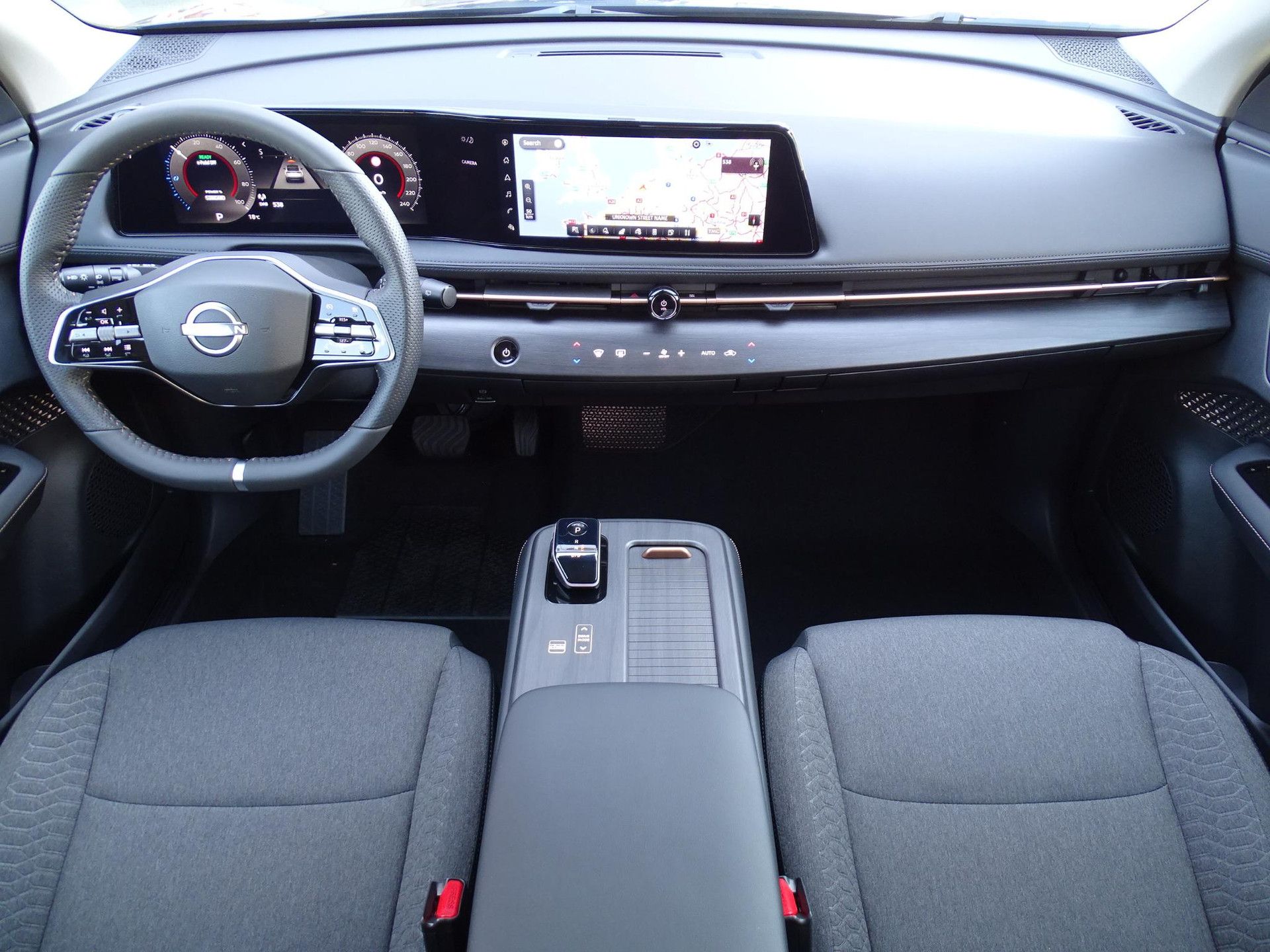 Nissan ARIYA