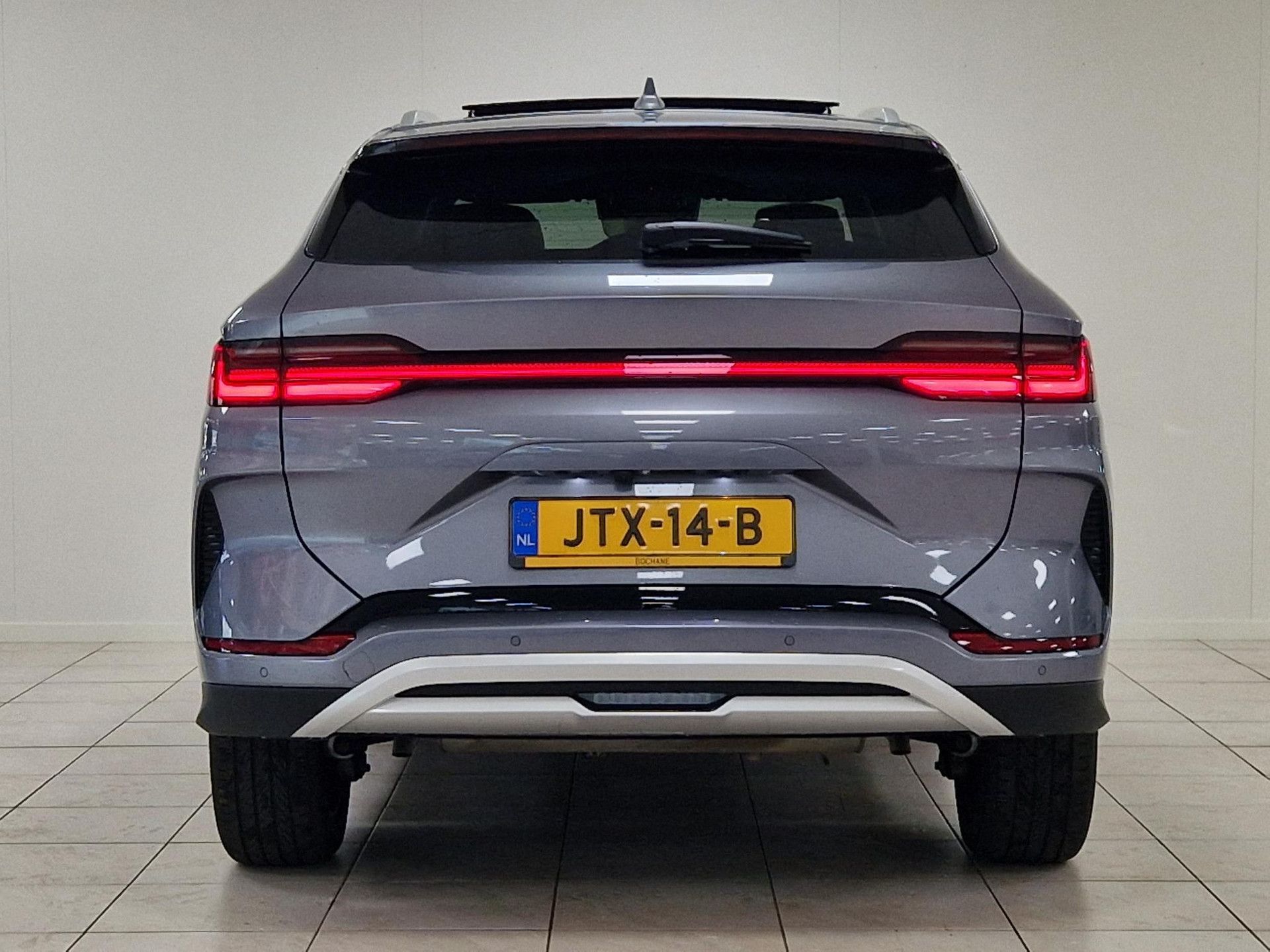 BYD SEALU
